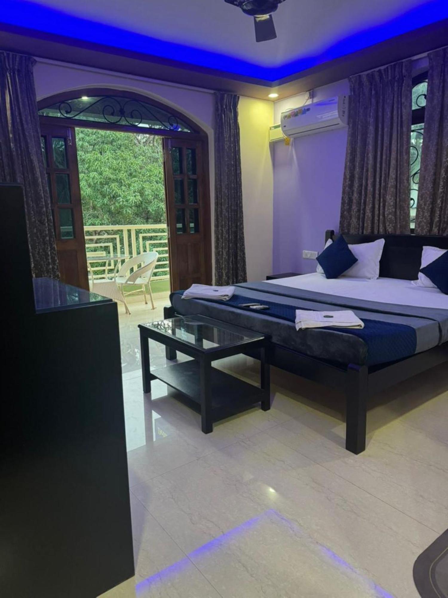 Vihaan Inn Guest House Calangute Extérieur photo