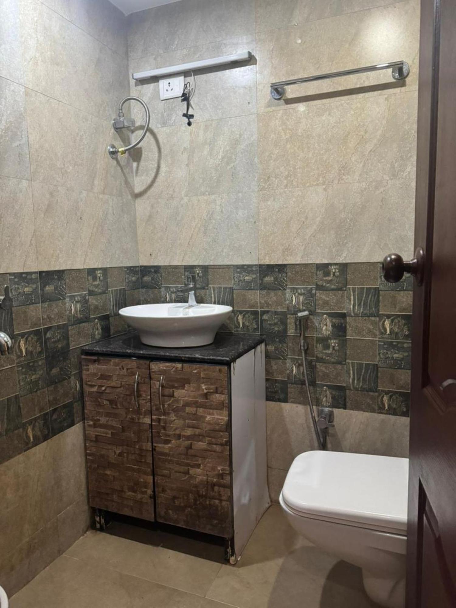 Vihaan Inn Guest House Calangute Extérieur photo